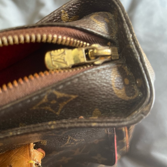 Louis Vuitton Multipi Cite shoulder bag Authentic - Picture 16 of 16